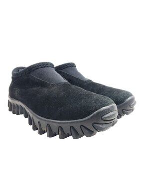 Salomon Black Mens Size 8.5 Black Suede Slip-On Shoes With Contagrip Outsole